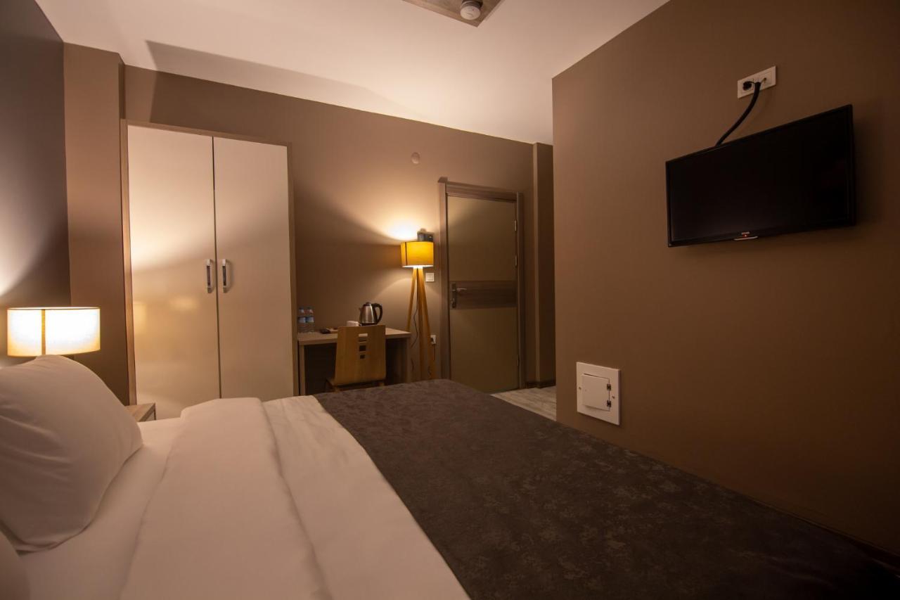 Staron Otel ゾングルダク エクステリア 写真